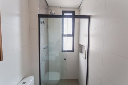 Apartamento para alugar com 63m², 2 quartos e 1 vaga Apartamento para alugar com 63m², 2 quartos e 1 vagaBanheiro da Suíte 1