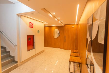 Apartamento para alugar com 63m², 2 quartos e 1 vaga Apartamento para alugar com 63m², 2 quartos e 1 vagaHall de entrada