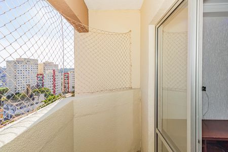 Varanda de apartamento para alugar com 2 quartos, 55m² em Parque Maria Helena, São Paulo