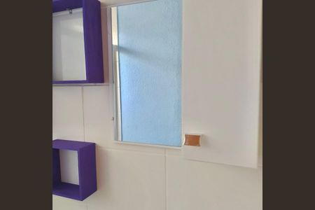 Banheiro  de apartamento à venda com 2 quartos, 56m² em Lundcéia, Lagoa Santa