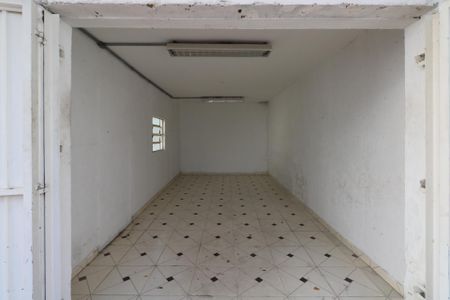 Garagem Coberta de casa para alugar com 2 quartos, 165m² em Cerâmica, São Caetano do Sul