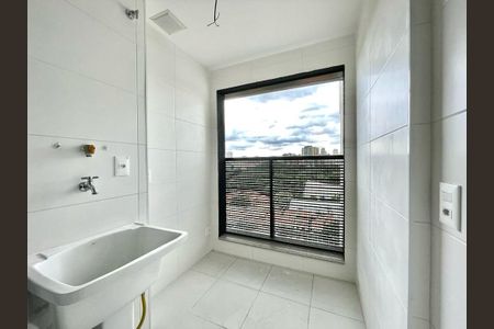 Apartamento à venda com 111m², 3 quartos e 2 vagas Apartamento à venda com 111m², 3 quartos e 2 vagasÁrea de serviço