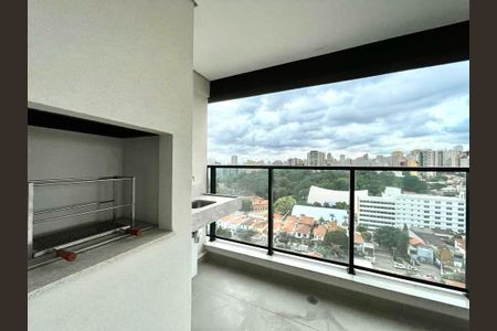 Apartamento à venda com 111m², 3 quartos e 2 vagas Apartamento à venda com 111m², 3 quartos e 2 vagasVaranda