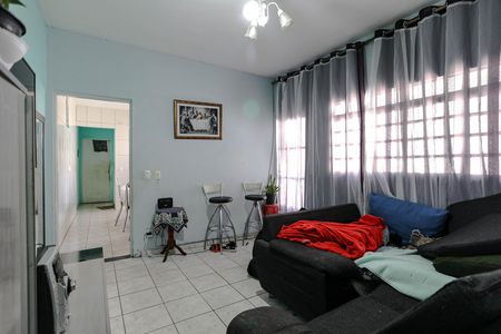 Sala de casa para alugar com 2 quartos, 110m² em Vila Brasileira, Mogi das Cruzes