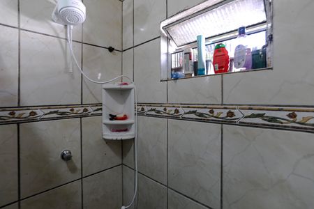 Banheiro de casa para alugar com 2 quartos, 110m² em Vila Brasileira, Mogi das Cruzes