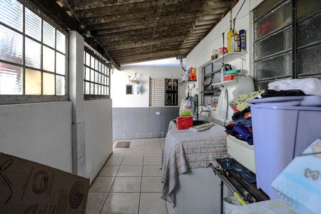 Área de Serviço de casa para alugar com 2 quartos, 110m² em Vila Brasileira, Mogi das Cruzes