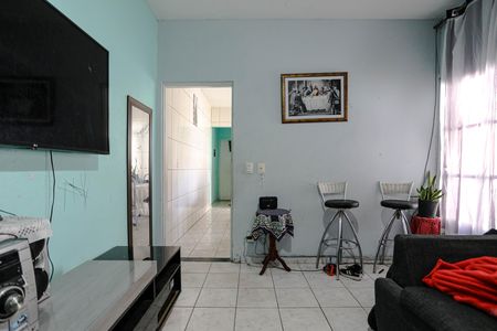 Casa para alugar com 110m², 2 quartos e 3 vagas Casa para alugar com 110m², 2 quartos e 3 vagasSala