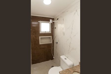 Banheiro de apartamento para alugar com 2 quartos, 51m² em Vila Mazzei, São Paulo