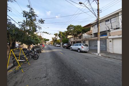 Vista da Rua de apartamento para alugar com 2 quartos, 57m² em Vila Paiva, São Paulo