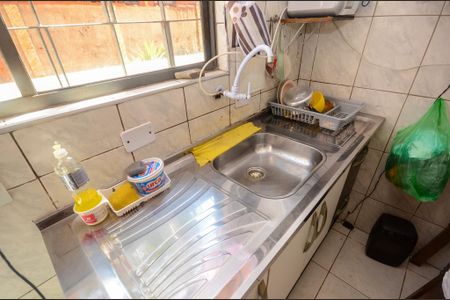 Cozinha de apartamento à venda com 2 quartos, 56m² em Parque Pan Americano, São Paulo