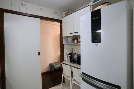 Cozinha de apartamento para alugar com 3 quartos, 115m² em Centro, Belo Horizonte