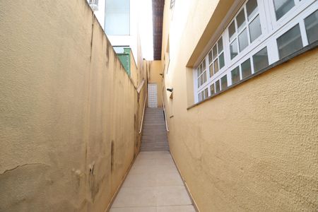 Corredor de casa para alugar com 3 quartos, 269m² em Lídice, Uberlândia