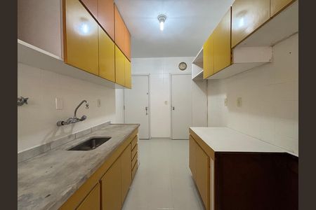 Apartamento à venda com 103m², 3 quartos e 1 vaga