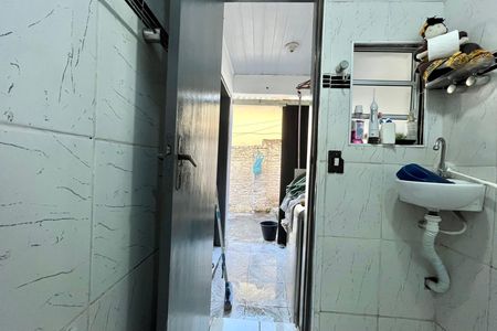 Banheiro de casa à venda com 2 quartos, 150m² em Parque Jabaquara, São Paulo