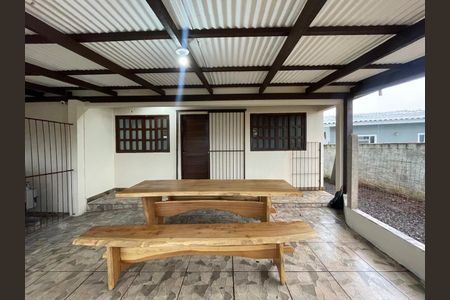 Casa à venda com 7 quartos, 210m² em Vicentina, São Leopoldo
