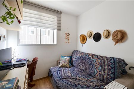 Quarto 1 de apartamento para alugar com 2 quartos, 53m² em Colégio Batista, Belo Horizonte