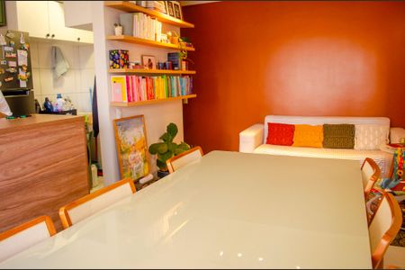 Apartamento à venda com 2 quartos, 64m² em Setor Negrão de Lima, Goiânia