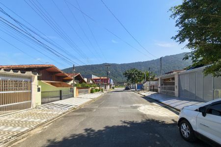 Vista da Rua de casa para alugar com 2 quartos, 175m² em Solemar, Praia Grande