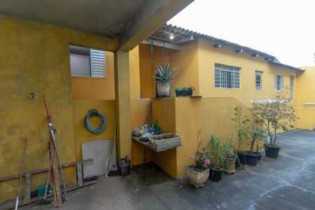 Quintal e garagem de casa à venda com 4 quartos, 270m² em Cidade São Mateus, São Paulo