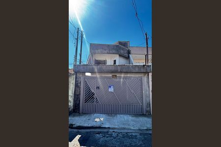 Fachada de casa para alugar com 3 quartos, 356m² em Vila Eldizia, Santo André