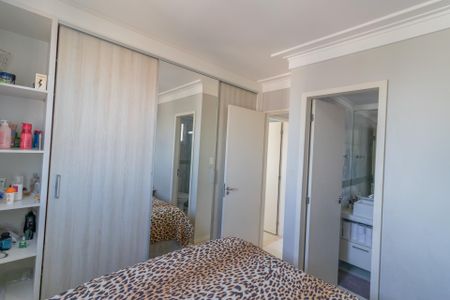Apartamento à venda com 64m², 3 quartos e 1 vaga Apartamento à venda com 64m², 3 quartos e 1 vagaSuíte