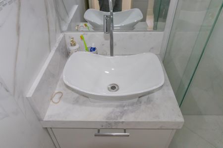 Apartamento à venda com 64m², 3 quartos e 1 vaga Apartamento à venda com 64m², 3 quartos e 1 vagaBanheiro