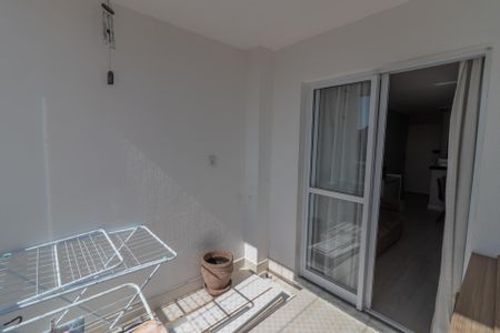 Apartamento à venda com 64m², 3 quartos e 1 vaga Apartamento à venda com 64m², 3 quartos e 1 vagaVaranda da Sala