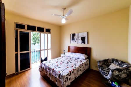 Quarto 1 de apartamento à venda com 2 quartos, 75m² em Sagrada Família, Belo Horizonte