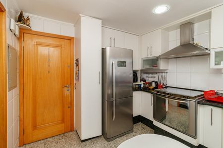 Cozinha de apartamento à venda com 3 quartos, 180m² em Vila Maria Alta, São Paulo