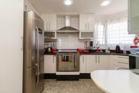 Apartamento à venda com 180m², 3 quartos e 3 vagas Apartamento à venda com 180m², 3 quartos e 3 vagasCozinha
