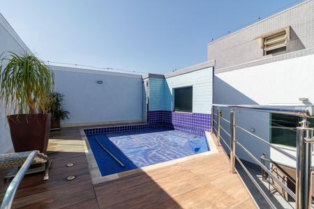 Apartamento à venda com 180m², 3 quartos e 3 vagas Apartamento à venda com 180m², 3 quartos e 3 vagasÁrea de lazer