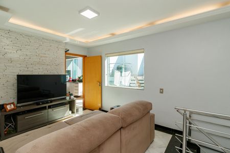 Apartamento à venda com 180m², 3 quartos e 3 vagas Apartamento à venda com 180m², 3 quartos e 3 vagasSala de TV