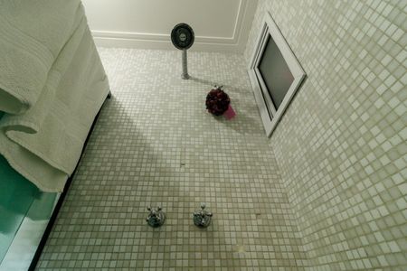 Apartamento à venda com 180m², 3 quartos e 3 vagas Apartamento à venda com 180m², 3 quartos e 3 vagasBanheiro da Suíte