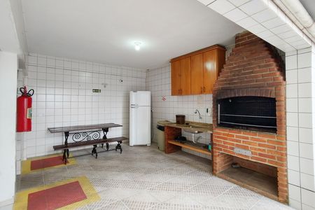 Apartamento para alugar com 58m², 1 quarto e 1 vaga Apartamento para alugar com 58m², 1 quarto e 1 vagaÁrea comum - Churrasqueira