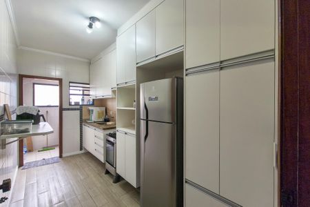 Cozinha de apartamento para alugar com 1 quarto, 58m² em Vila Assuncao, Praia Grande