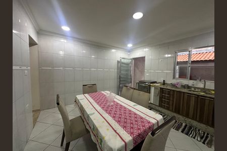 Casa de condomínio à venda com 209m², 3 quartos e 2 vagas Casa de condomínio à venda com 209m², 3 quartos e 2 vagasCozinha