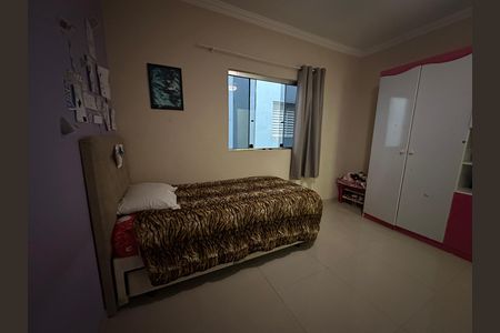 Casa de condomínio à venda com 209m², 3 quartos e 2 vagas Casa de condomínio à venda com 209m², 3 quartos e 2 vagasQuarto 1