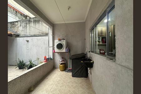Casa de condomínio à venda com 209m², 3 quartos e 2 vagas Casa de condomínio à venda com 209m², 3 quartos e 2 vagasÁrea de Serviço