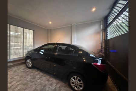 Casa de condomínio à venda com 209m², 3 quartos e 2 vagas Casa de condomínio à venda com 209m², 3 quartos e 2 vagasGaragem