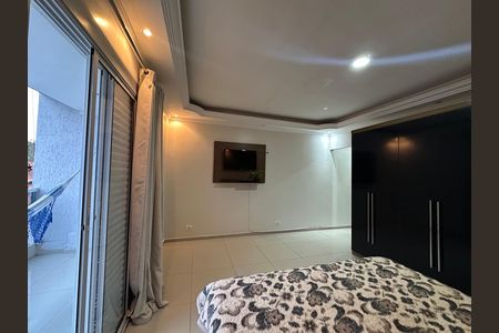 Casa de condomínio à venda com 209m², 3 quartos e 2 vagas Casa de condomínio à venda com 209m², 3 quartos e 2 vagasSuíte