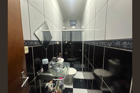 Casa de condomínio à venda com 209m², 3 quartos e 2 vagas Casa de condomínio à venda com 209m², 3 quartos e 2 vagasLavabo