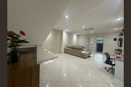 Sala de casa de condomínio à venda com 3 quartos, 209m² em Parque Esmeralda, Barueri