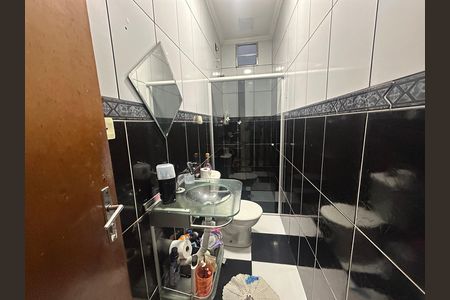 Casa de condomínio à venda com 209m², 3 quartos e 2 vagas Casa de condomínio à venda com 209m², 3 quartos e 2 vagasLavabo