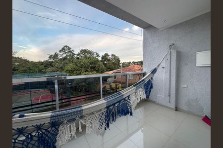 Casa de condomínio à venda com 209m², 3 quartos e 2 vagas Casa de condomínio à venda com 209m², 3 quartos e 2 vagasVaranda
