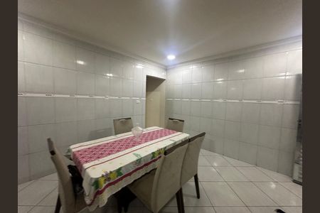 Casa de condomínio à venda com 209m², 3 quartos e 2 vagas Casa de condomínio à venda com 209m², 3 quartos e 2 vagasCozinha