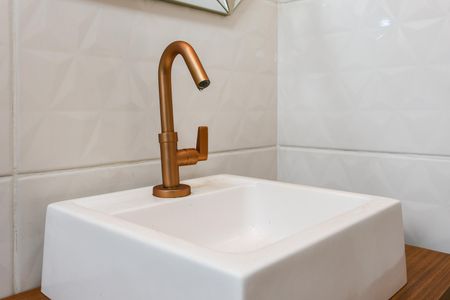 Banheiro da Suíte de apartamento à venda com 2 quartos, 74m² em Jardim Maria Rosa, Taboão da Serra