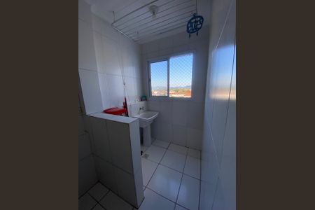 Área de serviço de apartamento para alugar com 2 quartos, 45m² em Vila Sonia, Praia Grande