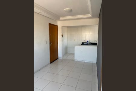 Sala de apartamento para alugar com 2 quartos, 45m² em Vila Sonia, Praia Grande