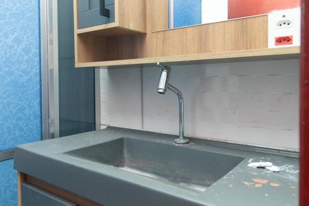 Banheiro de casa para alugar com 2 quartos, 601m² em Campo Novo, Porto Alegre