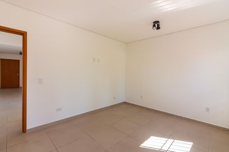 Quarto 1 de casa para alugar com 1 quarto, 48m² em Presidente Altino, Osasco